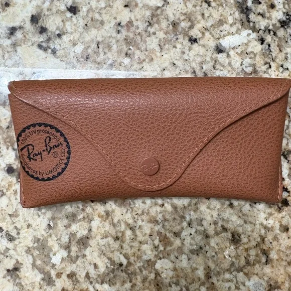 Ray-Ban Gold Frame Sunglasses with Pink Lenses - Picture 2 of 4